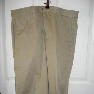 Men's Dockers Individual Fit Waistband putty cotton dress pants, 31x30.